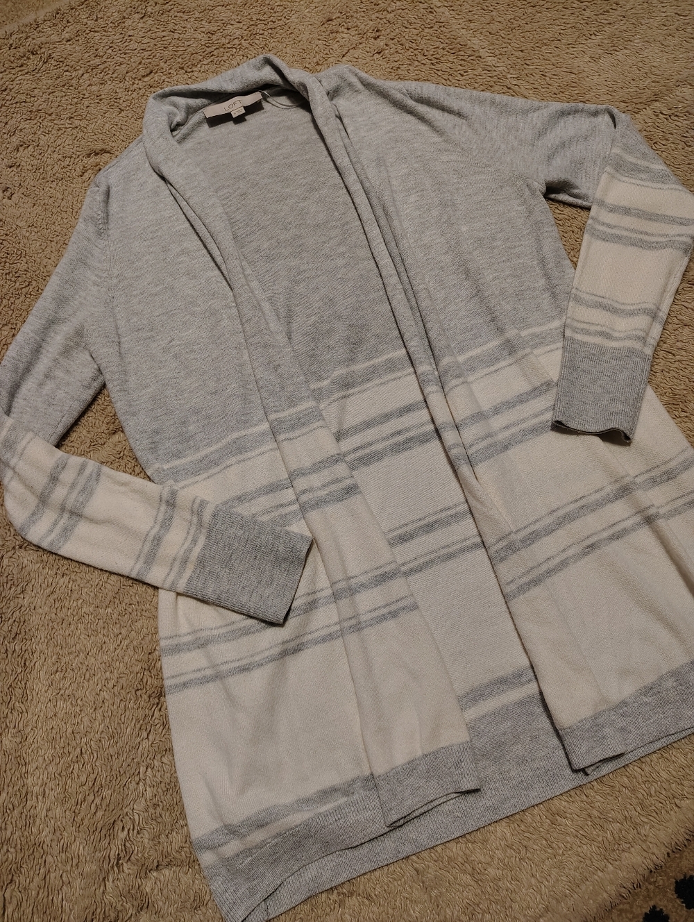 Loft Women's Long sleeve Medium Weight Grey And White Striped Cardigan Size Med